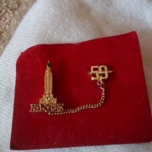 Vintage 1959 NY brooch